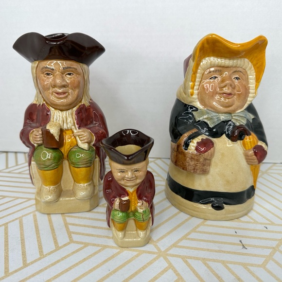 Vintage Toby Jugs Wood & Sons Mr. Philpot & Betsy w/ Jr Jug No.2 England Mugs - Picture 3 of 13